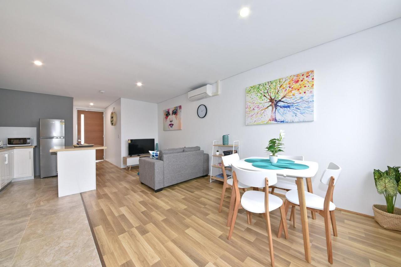 2X2 Modern Apartment Near Airport And City Perth Bagian luar foto