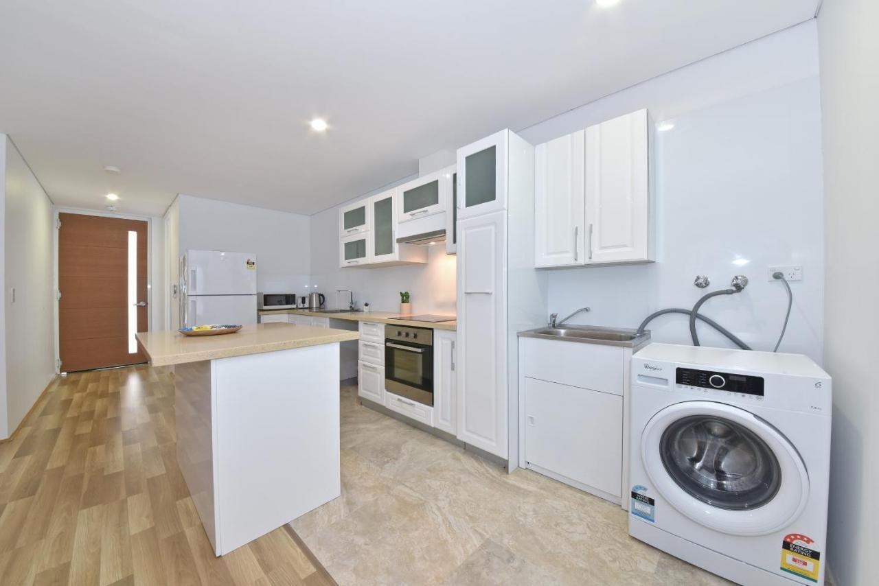2X2 Modern Apartment Near Airport And City Perth Bagian luar foto