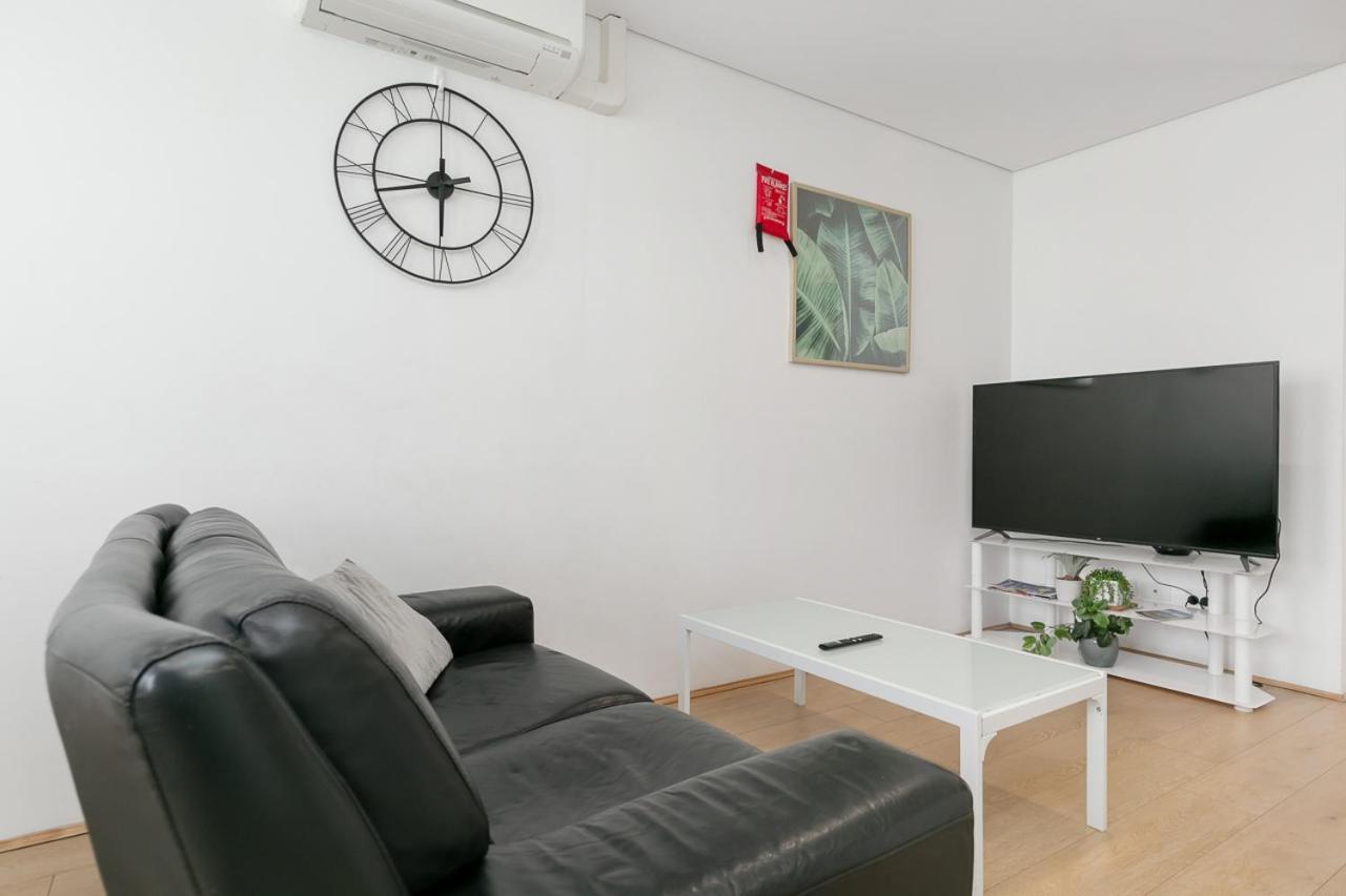 2X2 Modern Apartment Near Airport And City Perth Bagian luar foto