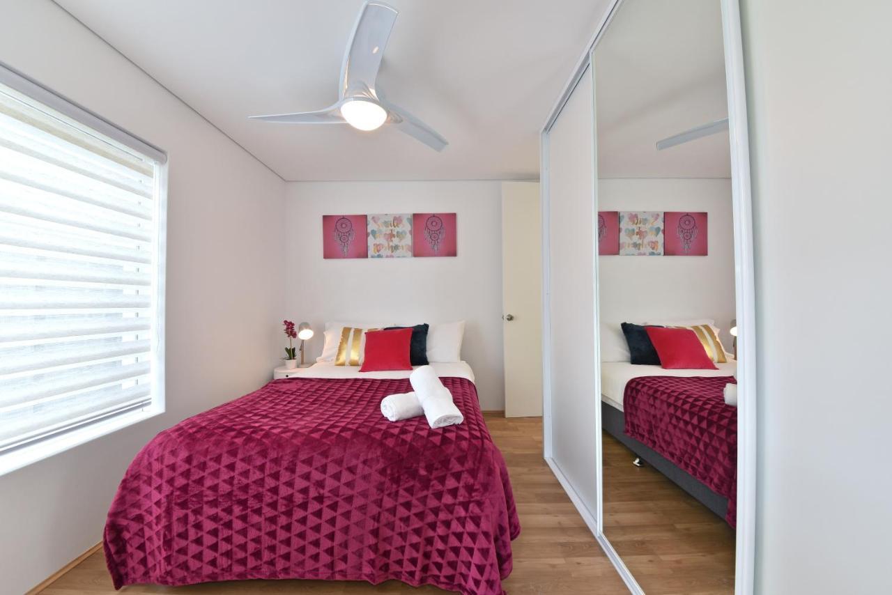 2X2 Modern Apartment Near Airport And City Perth Bagian luar foto