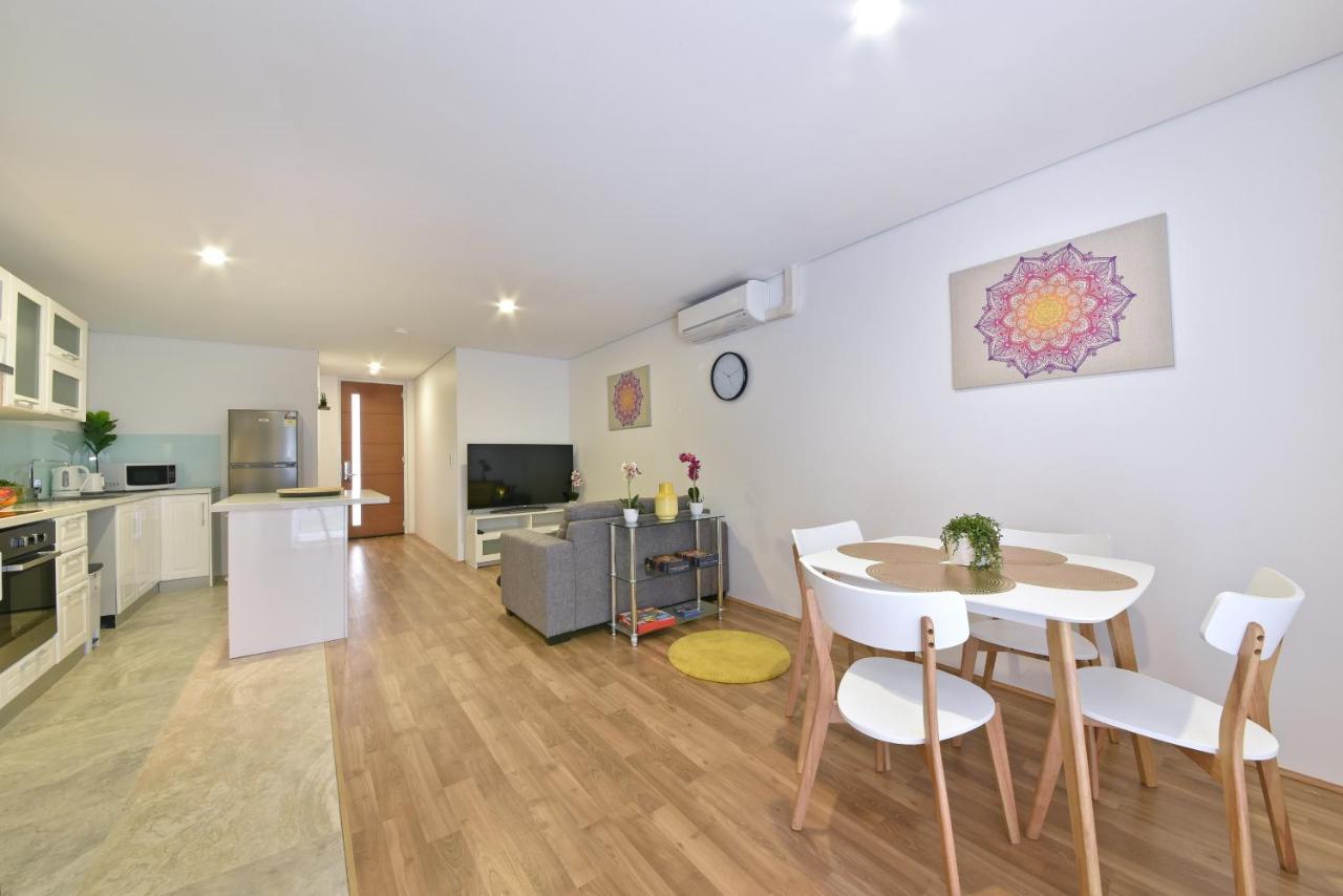 2X2 Modern Apartment Near Airport And City Perth Bagian luar foto