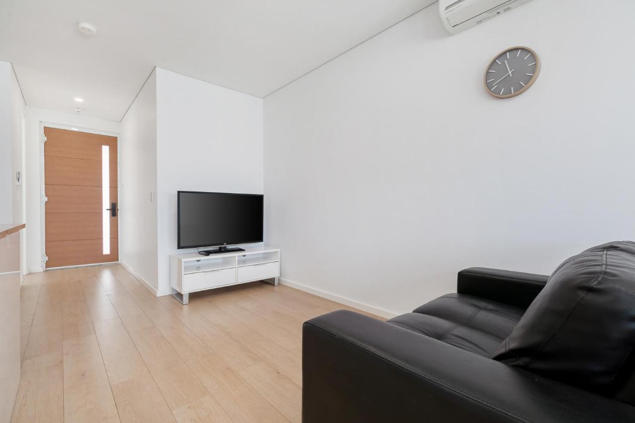 2X2 Modern Apartment Near Airport And City Perth Bagian luar foto